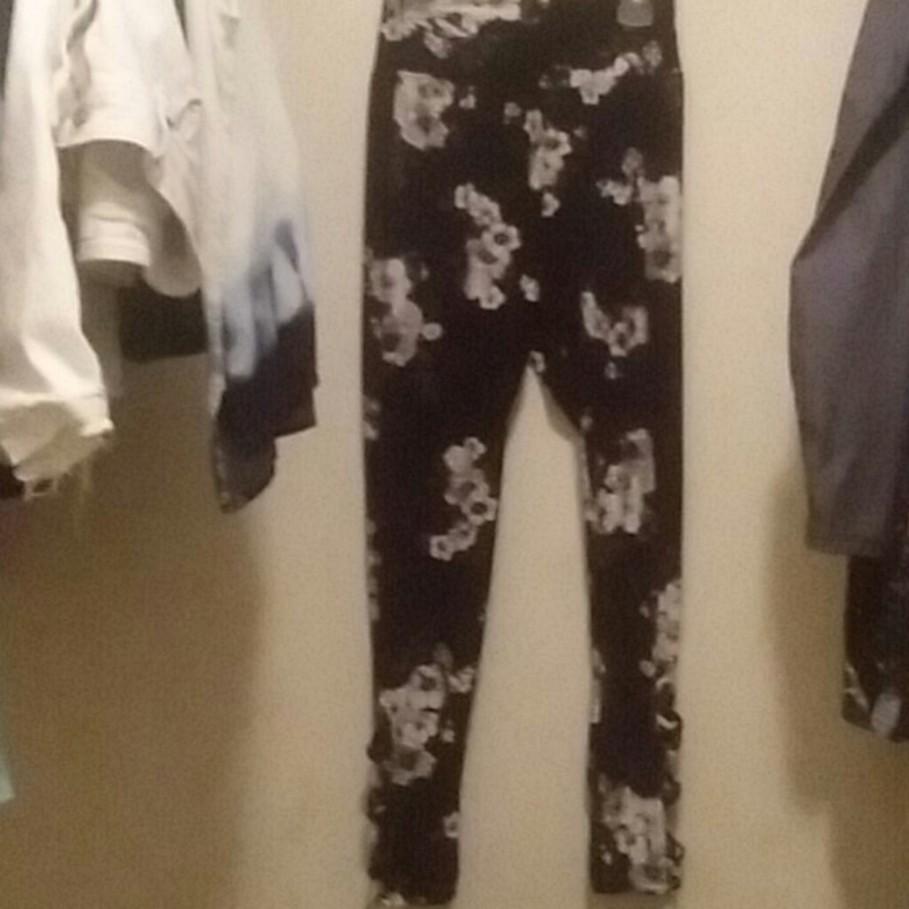 Flower leggings